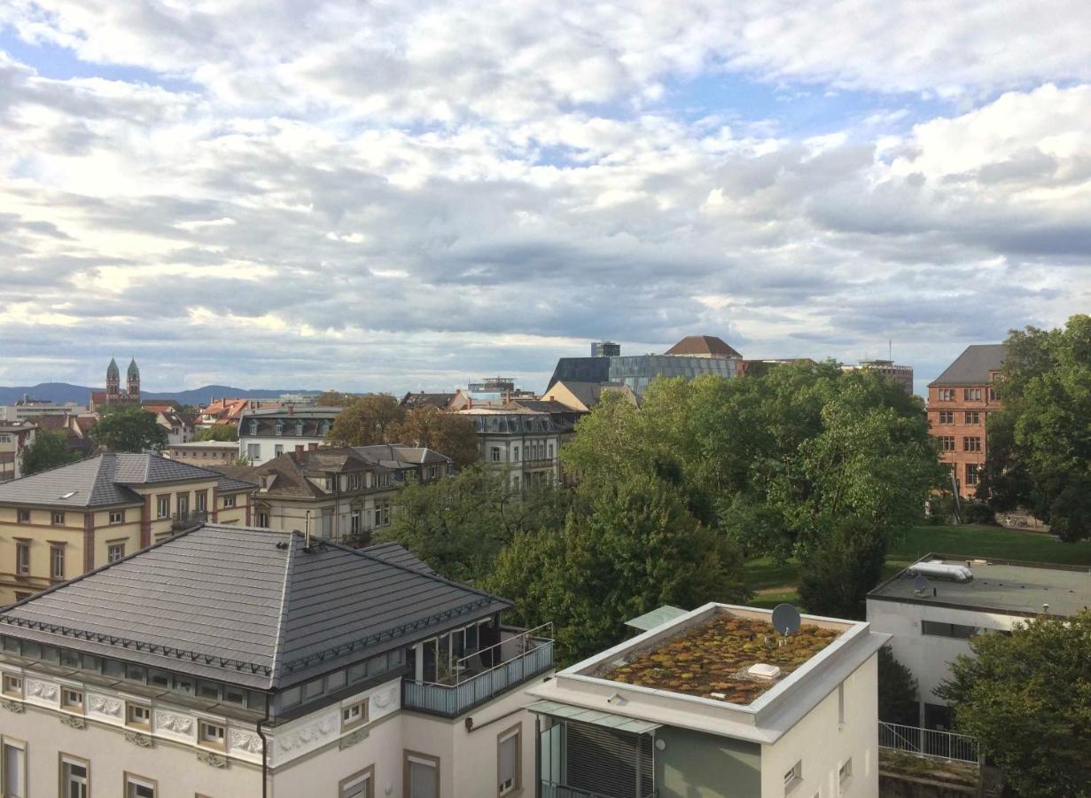 Freiburg Citywohnung Экстерьер фото